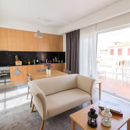 Welcome Madeira Apartments Funchal  Bagian luar foto