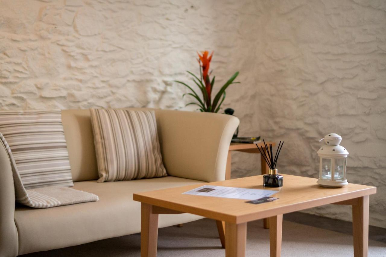 Welcome Madeira Apartments Funchal  Bagian luar foto